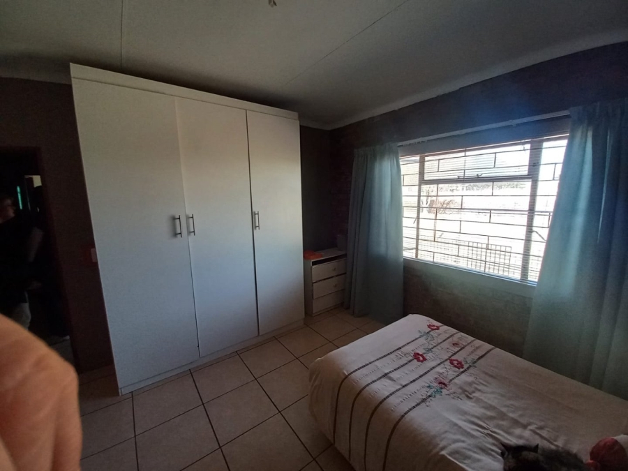 7 Bedroom Property for Sale in Vaal Power A H Free State